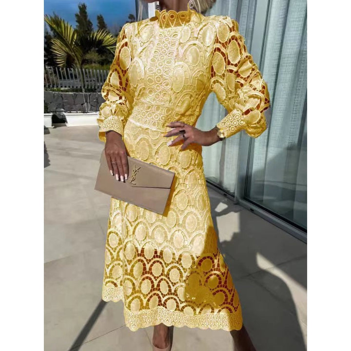 Vera | Delicate Lace Midi Dress