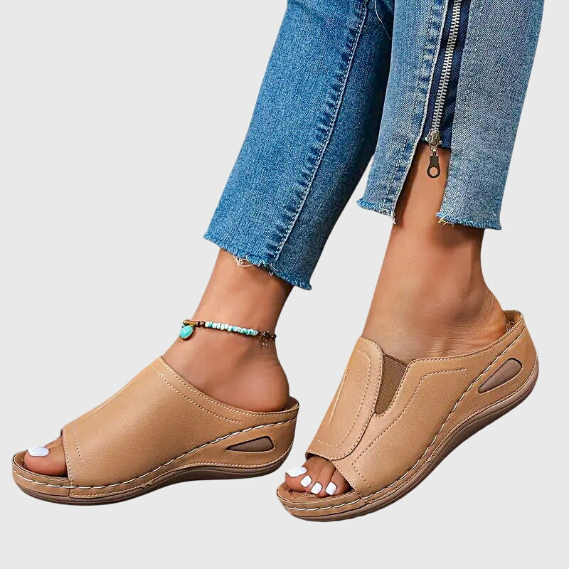 Aretha Orthopedic Sandals