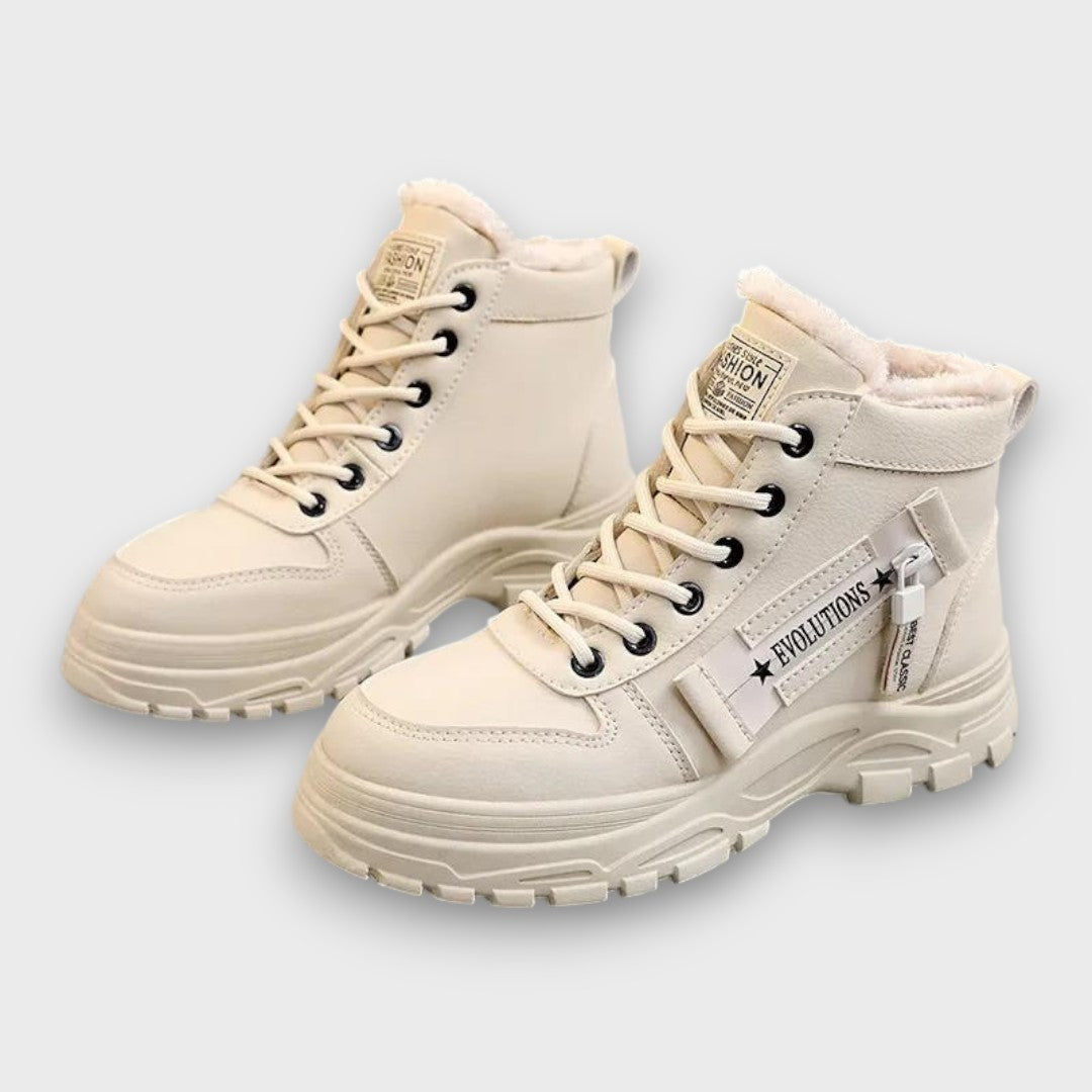 Astrae Cozy fur-lined winter boots