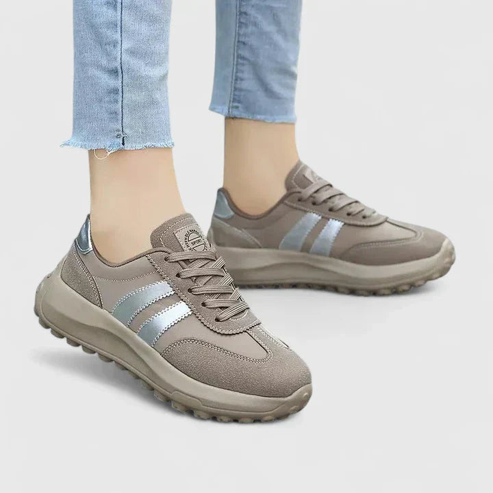 Anzhelynna Orthopaedic Sneakers