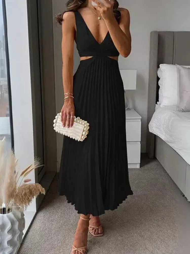 Elowen | Sunlit Pleat Maxi Dress