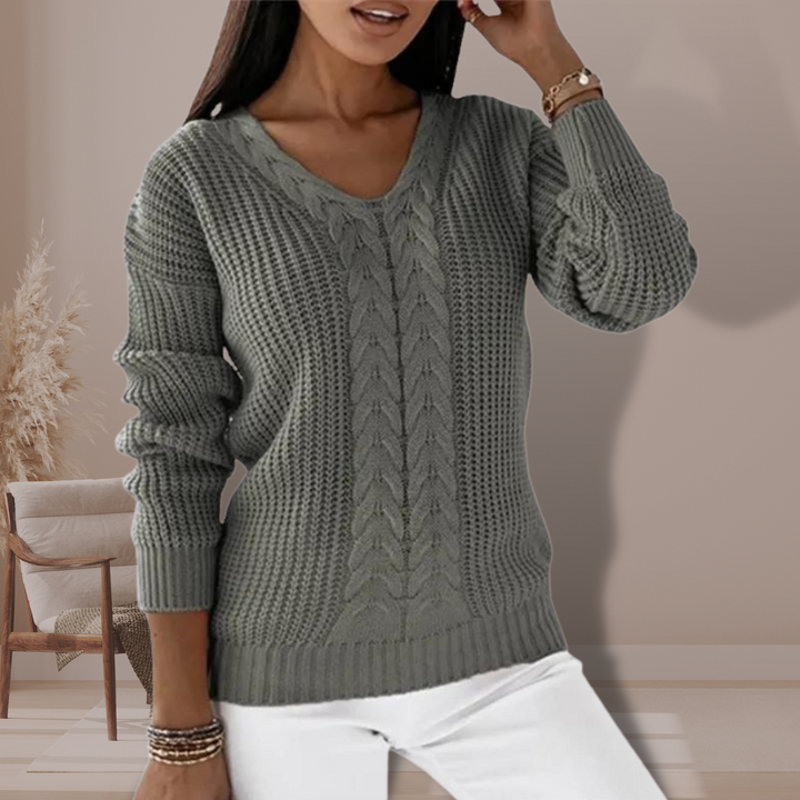 Jess – Luxurious Knitted Sweater