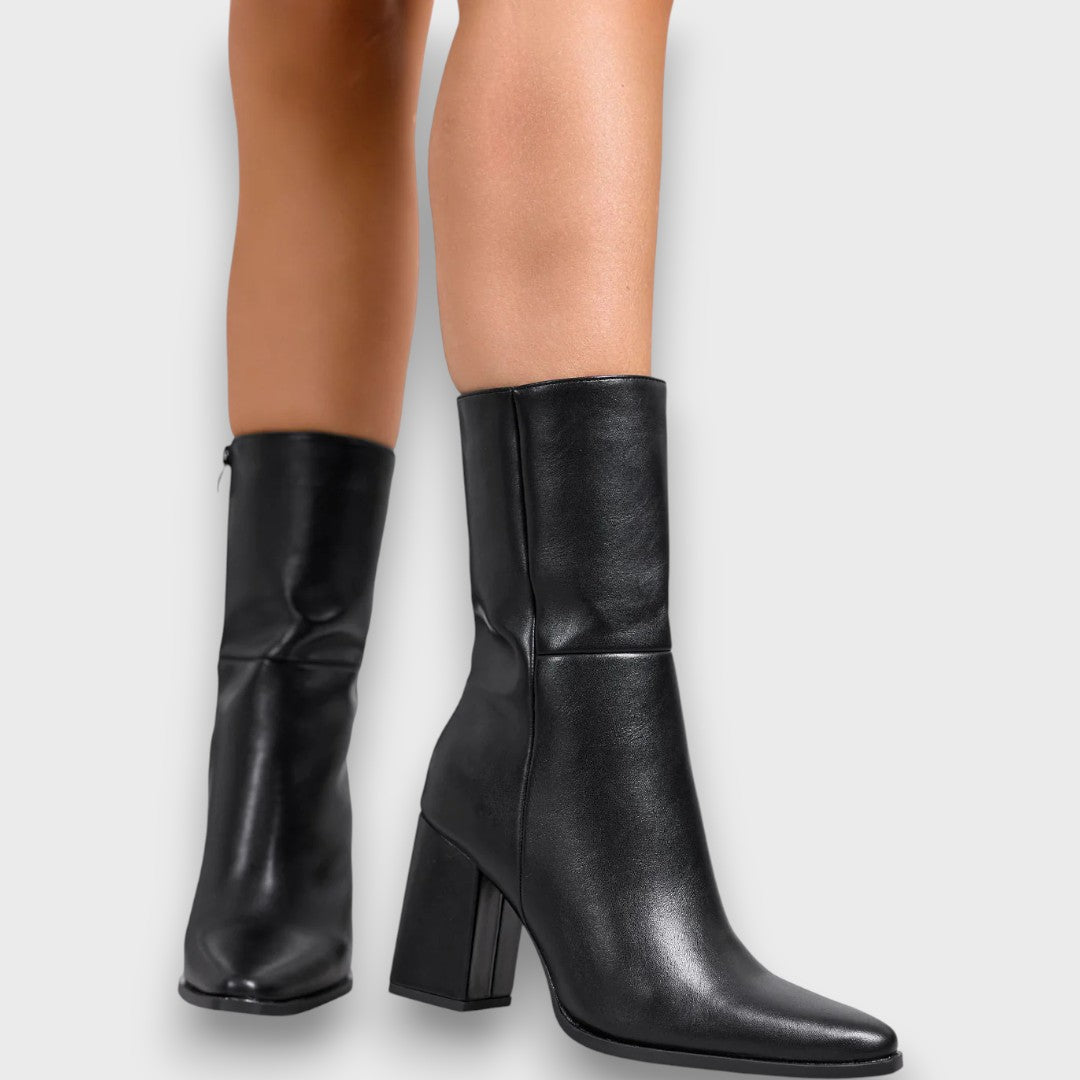 Lorviera Classic brown heeled boots