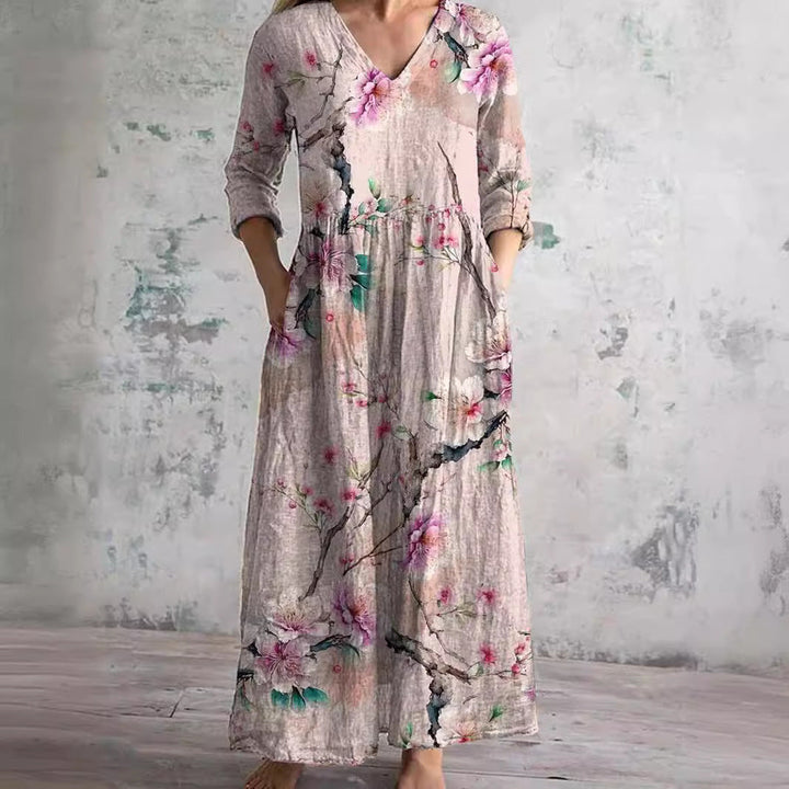 Alyvia | Summer Dress with V-Neck and Floral Pattern