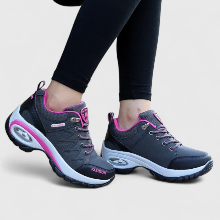 Leslie Comfortable Sneakers