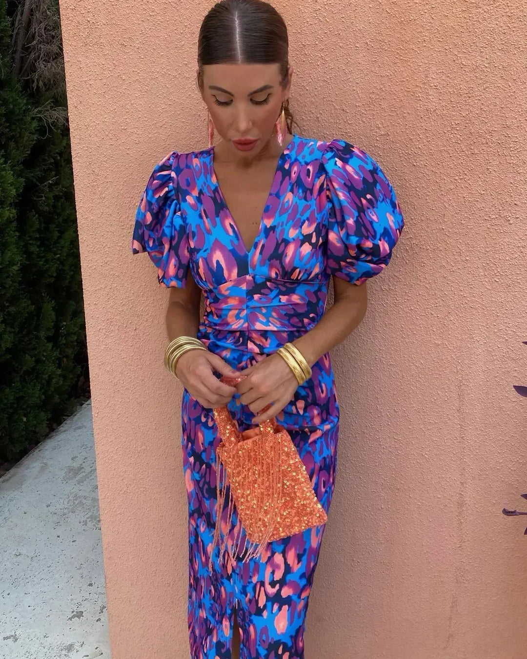 Maria | Elegant V-Neck Puff Sleeve Dress