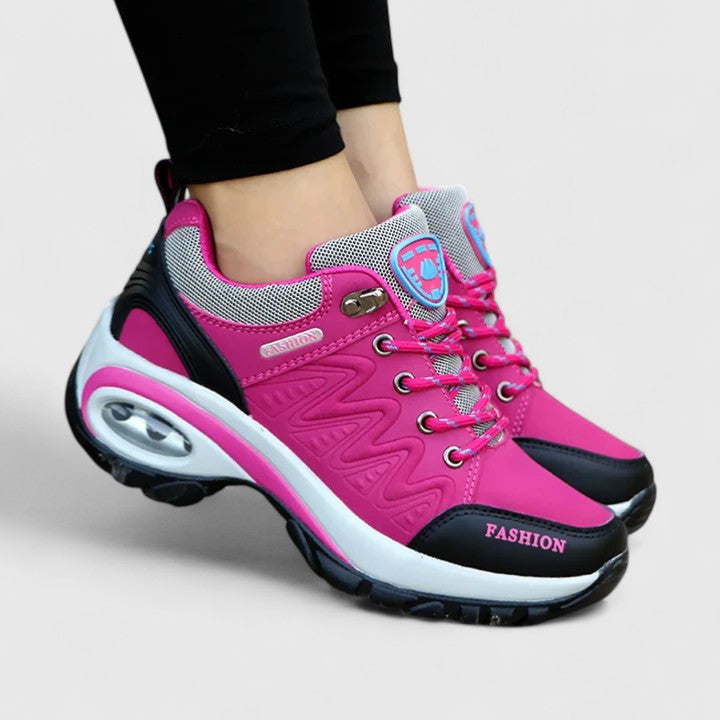 Leslie Comfortable Sneakers