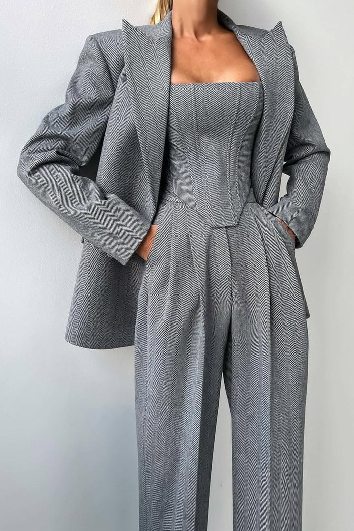 Dolce™ - Three-piece set with double-breasted blazer