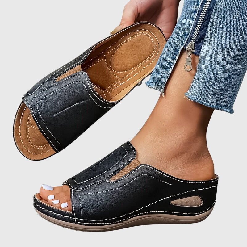 Aretha Orthopedic Sandals