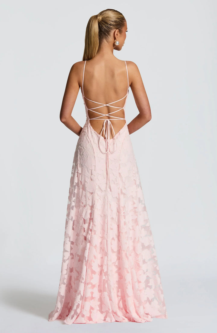 Maevy Elegant Maxi Dress