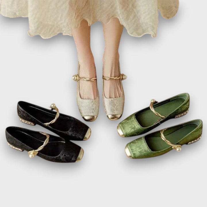 Lorina Elegant Ballerinas with Vintage Charm