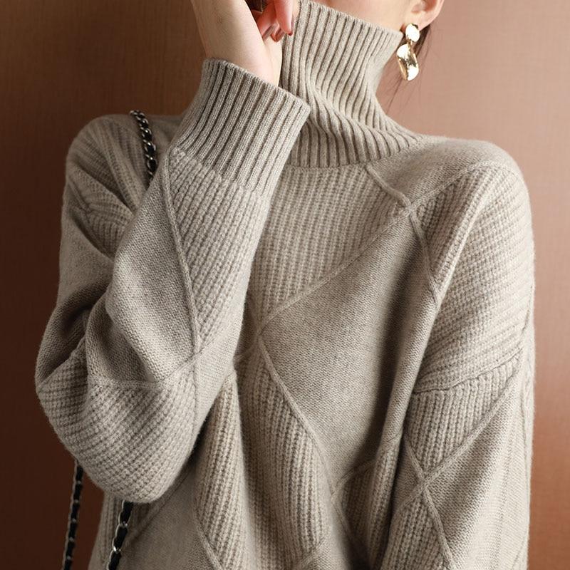 Suzy - Cozy Roll Neck Sweater