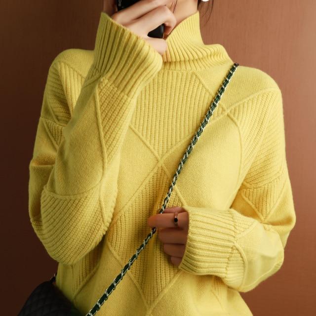 Suzy - Cozy Roll Neck Sweater
